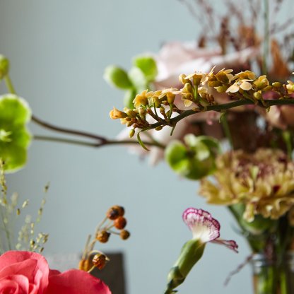 Eclectic Bud Vase Arrangements | That Flower Shop | Weddings & Events